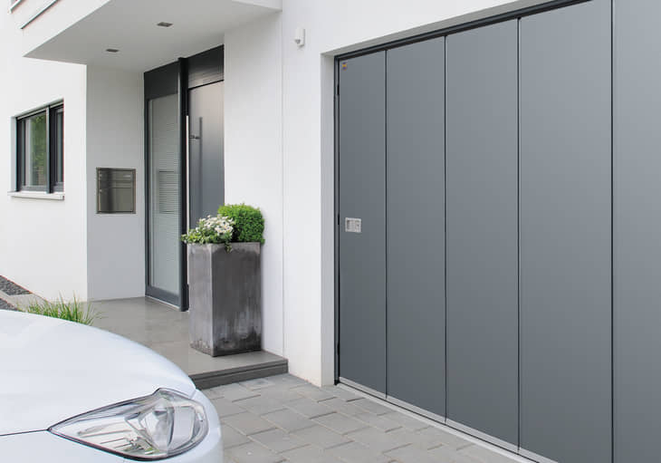 Boční odsuvná garážová vrata Hörmann